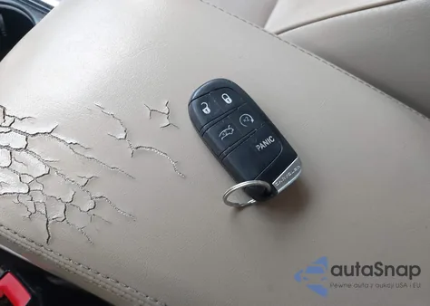 2012 Chrysler 300C из США, поврежденный, VIN 2C3CCAET4CH283701